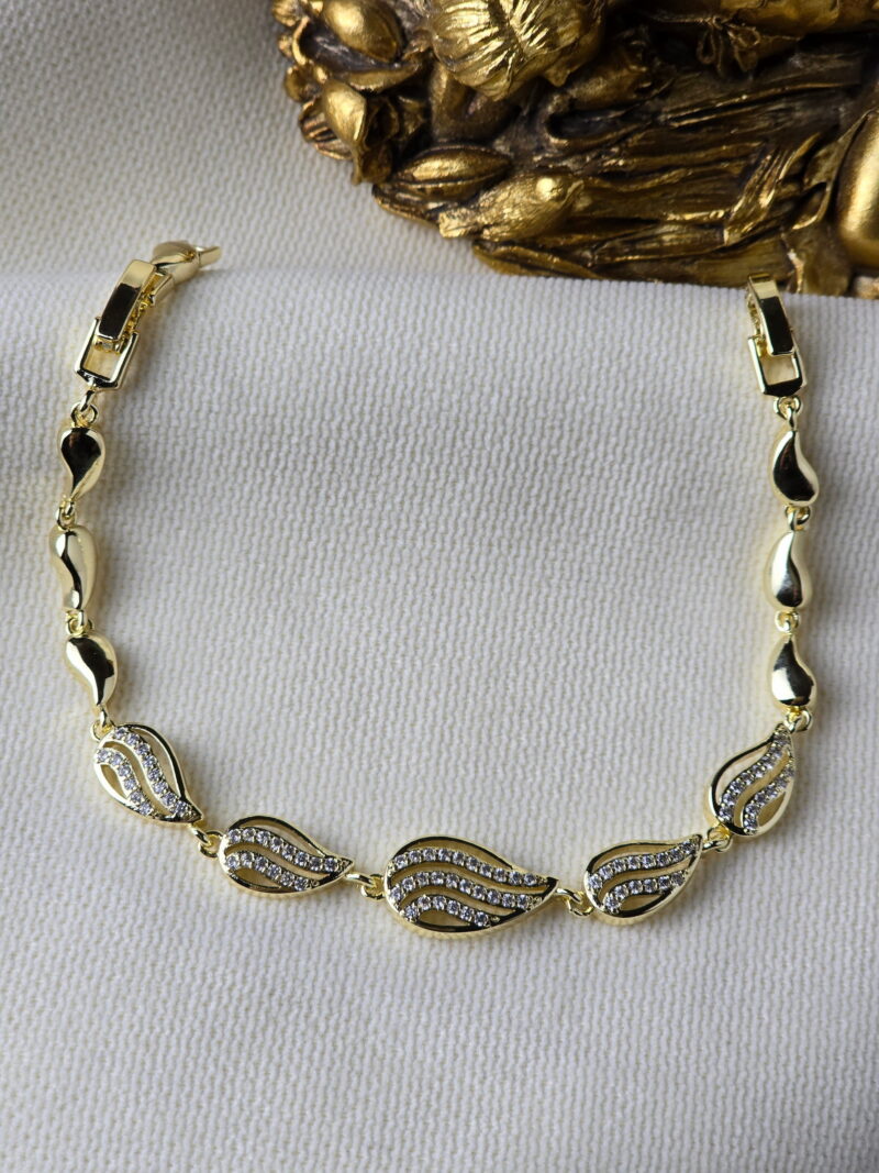 VIP 14K Yaprak Model Taşlı Bileklik