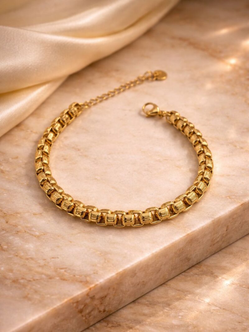 Gold Tırtıklı Dokulu Doç Çelik Bileklik